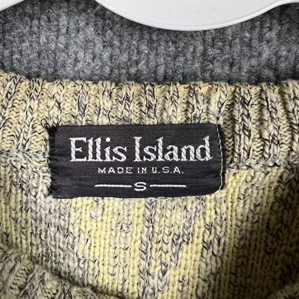 Women's Cream and Gray Sweater - Picture 8 of 9